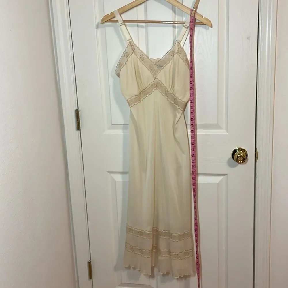 Vintage Nylon Nightgown, aesthetic, Beige, cream, Dress, Slip, Small - Picture 10 of 13